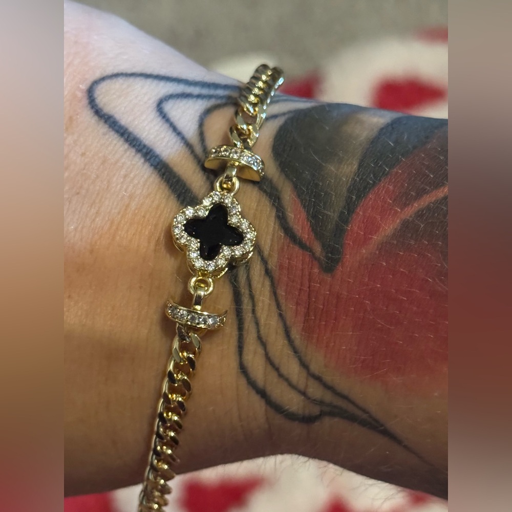 Elegant Gold and Black Bracelet